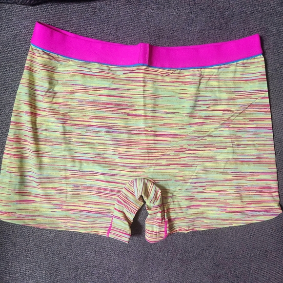 Youmita Sport Shorts - Picture 3 of 5